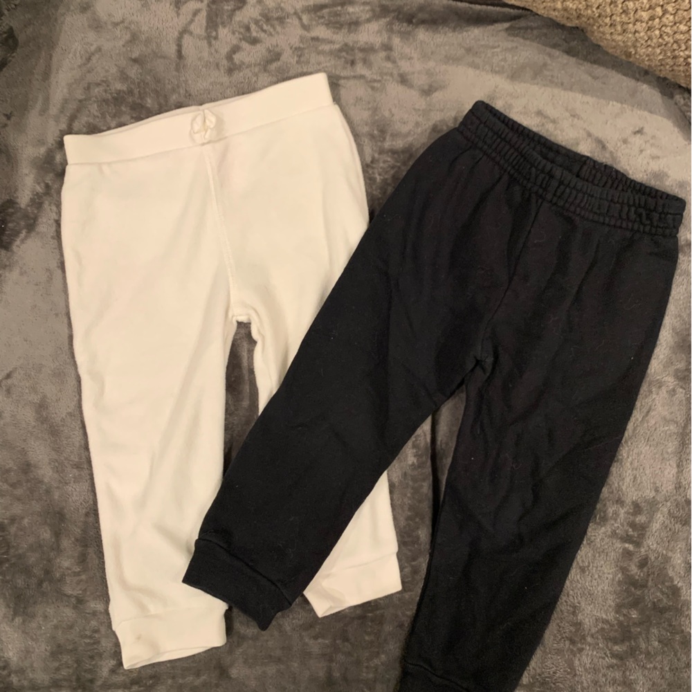 Garanimals bottom bundles 24months and 3T